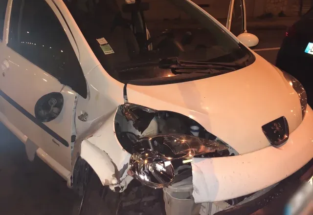 Avant - Peugeot blanche rénovée